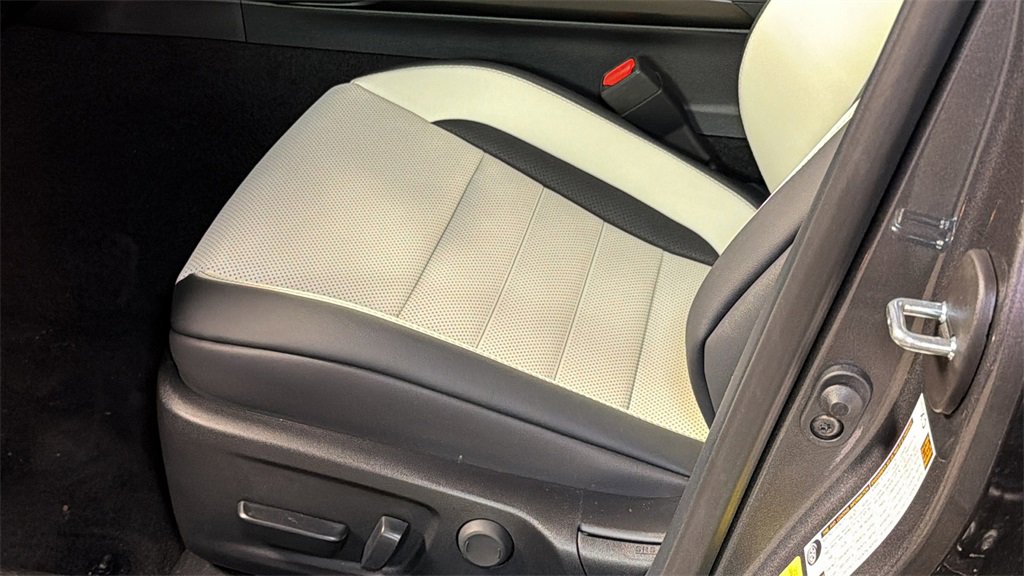 New 2025 Lexus IS 350 F Sport image 23