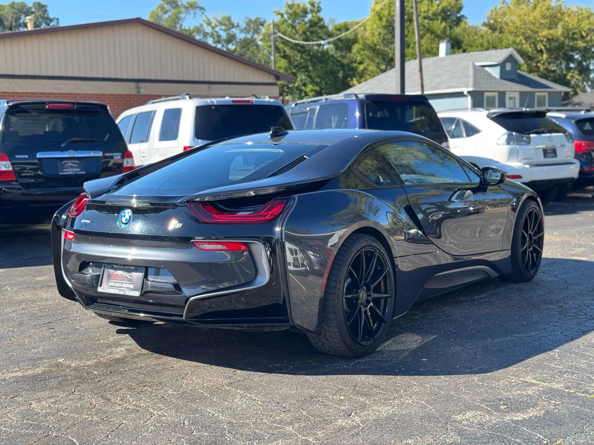 Used 2017 BMW i8 image 8