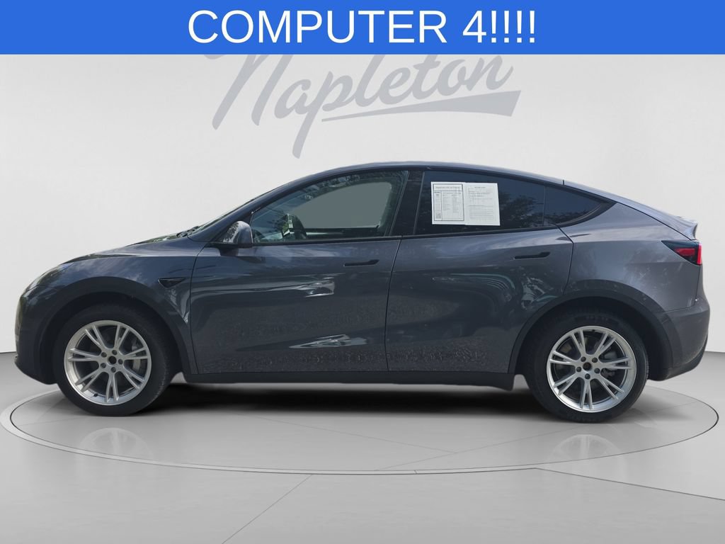 Used 2023 Tesla Model Y Long Range AWD/4WD image 2