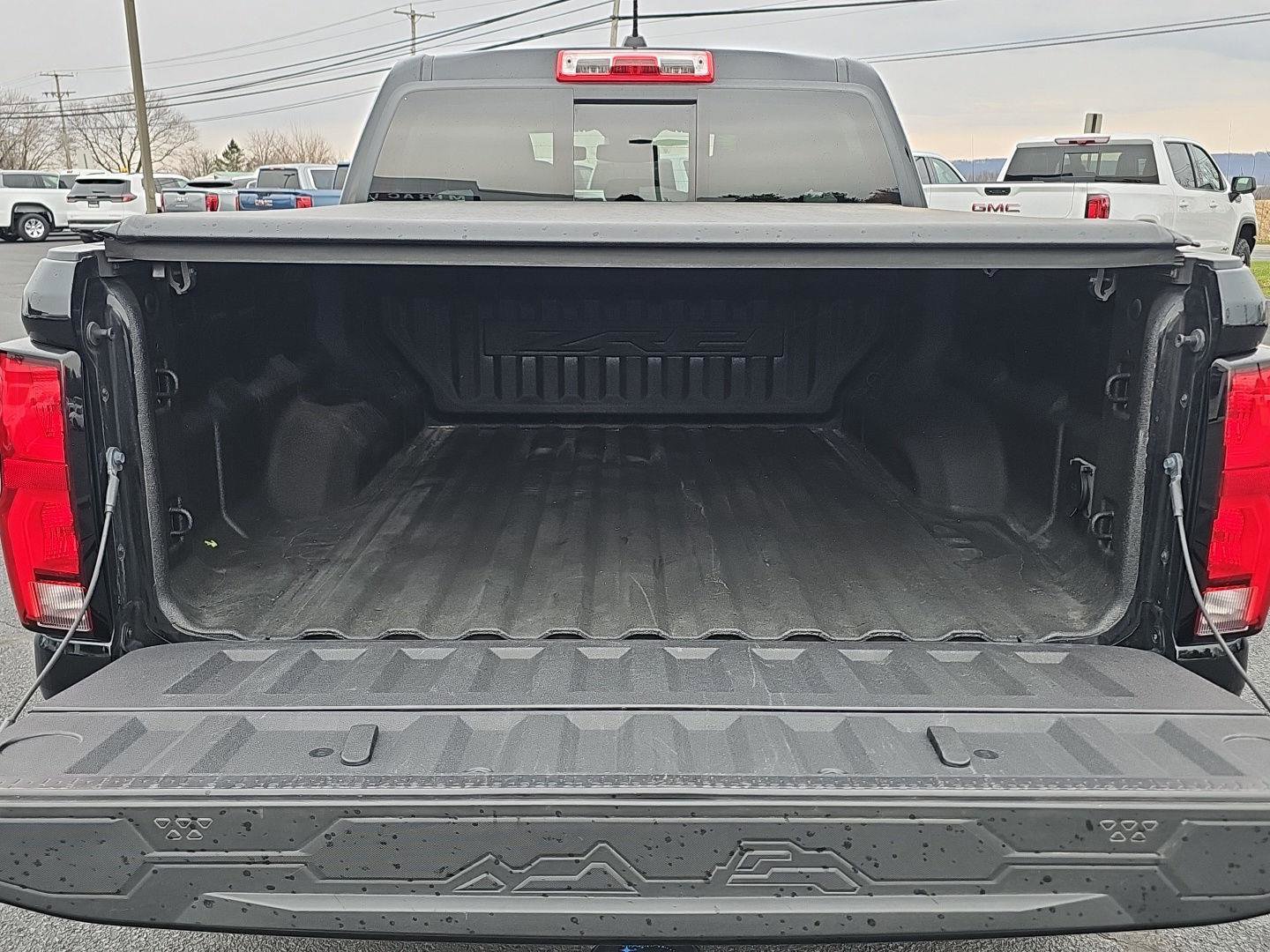 Used 2024 Chevrolet Colorado ZR2 w/ ZR2 Convenience Package III image 31