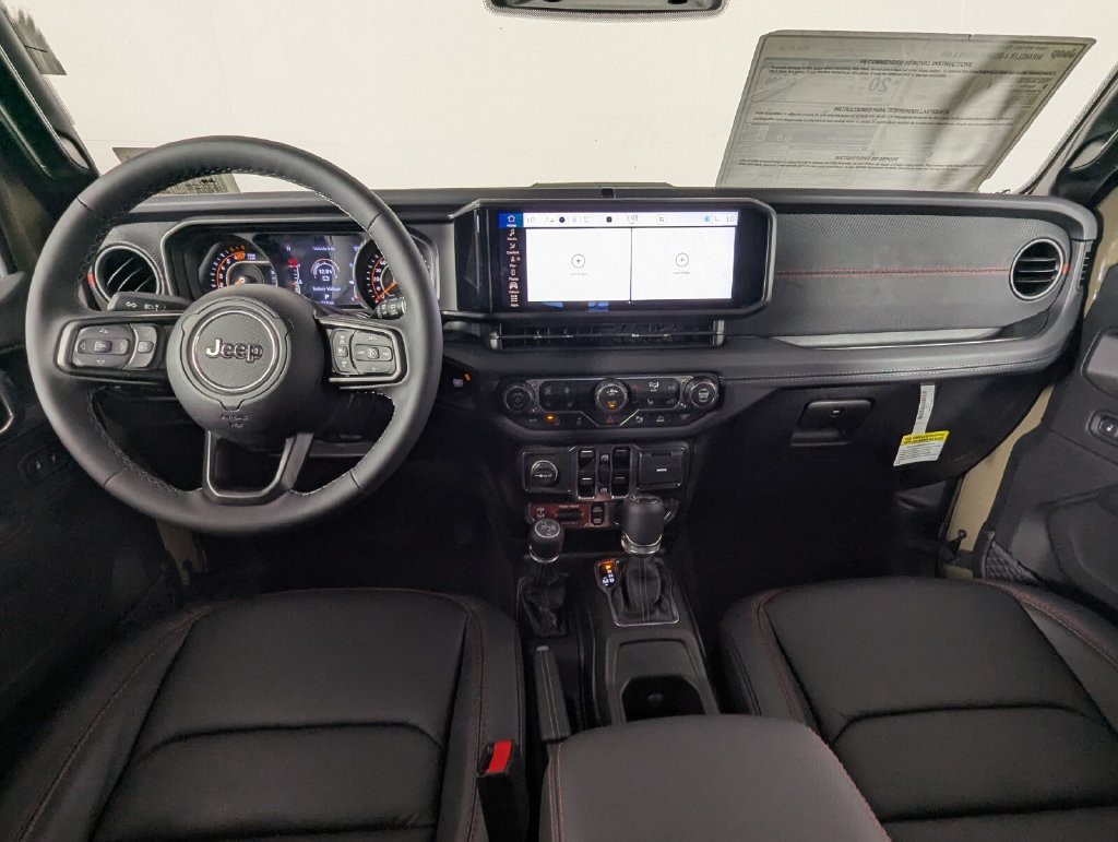 New 2026 Jeep Wrangler Unlimited Rubicon AWD/4WD image 16