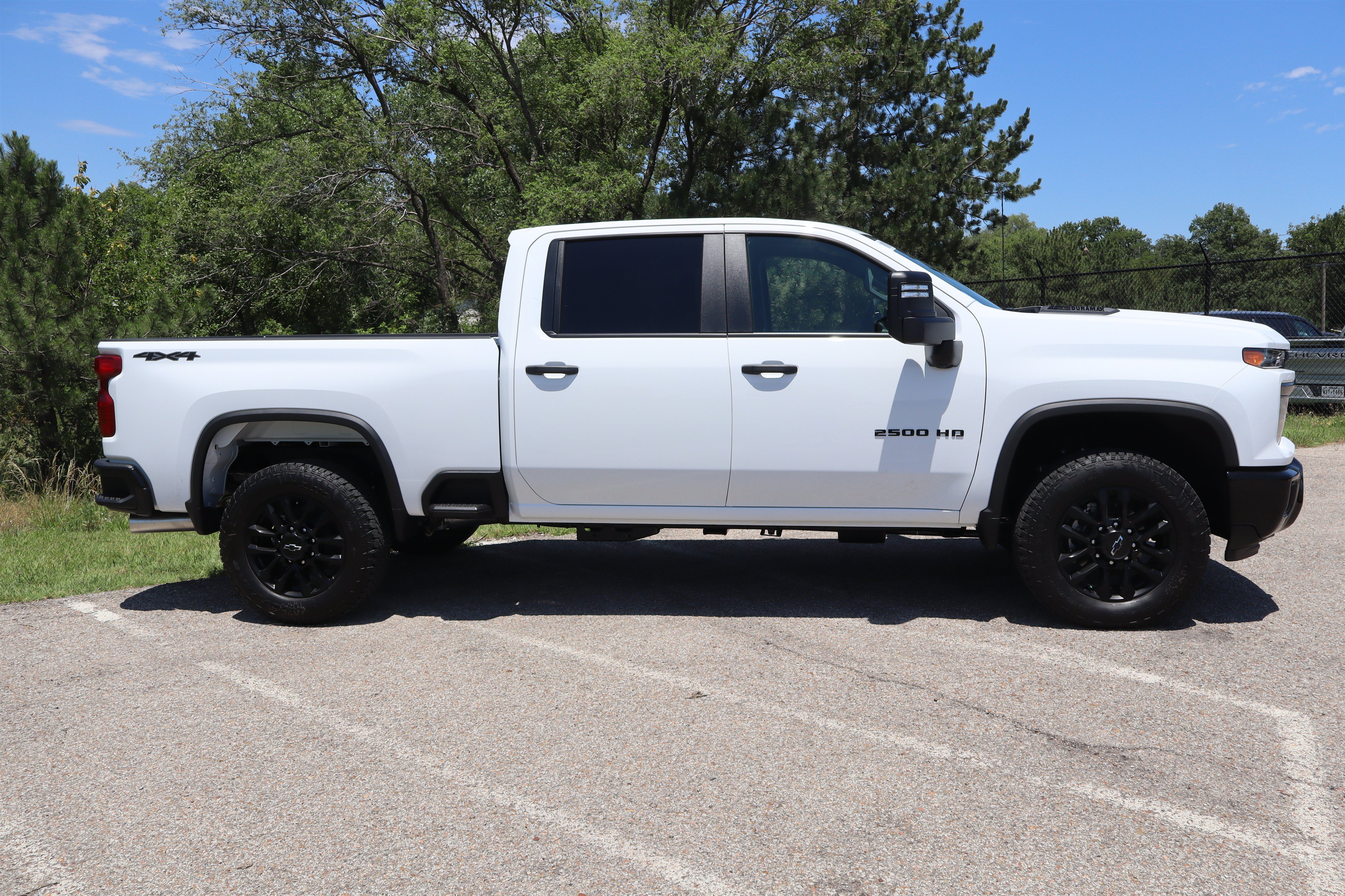 New 2026 Chevrolet Silverado 2500 Custom w/ Custom Value Package AWD/4WD image 5