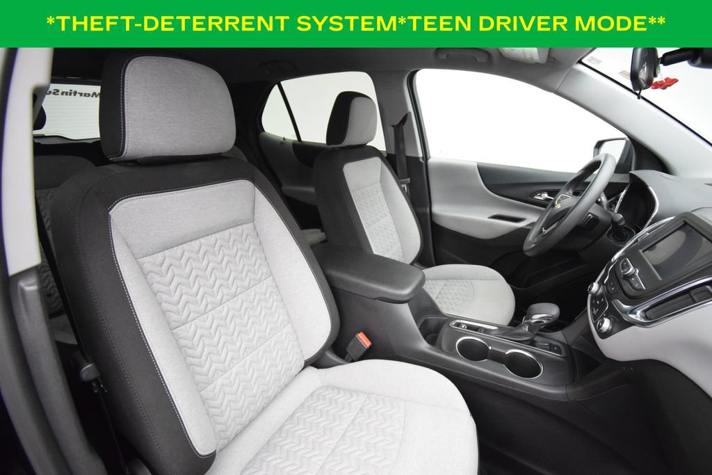 Used 2023 Chevrolet Equinox LS w/ LS Convenience Package AWD/4WD image 16
