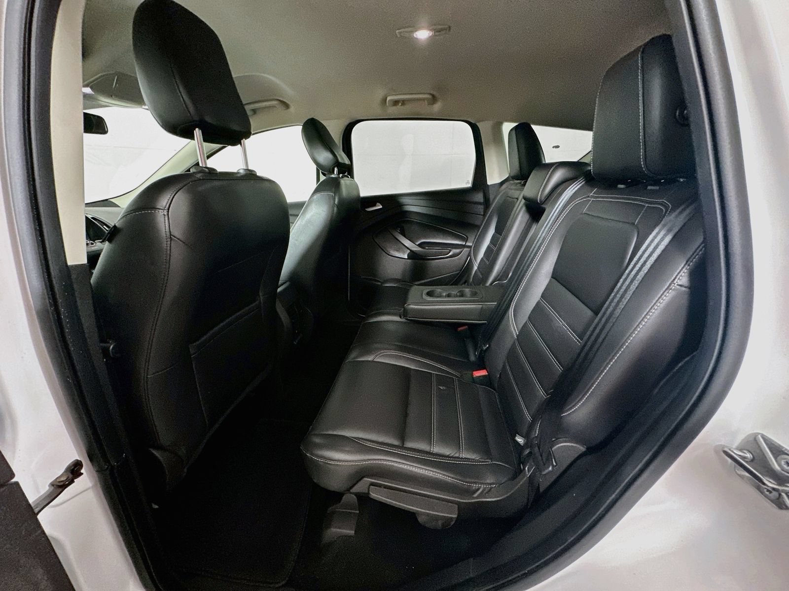 Used 2019 Ford Escape Titanium AWD/4WD image 23