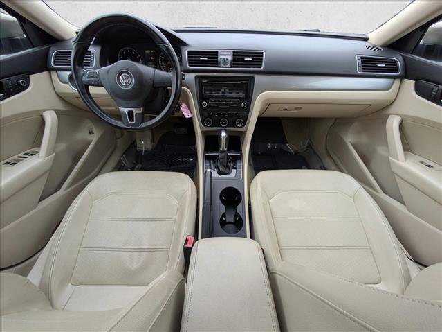 Used 2015 Volkswagen Passat 1.8T Wolfsburg Edition image 23