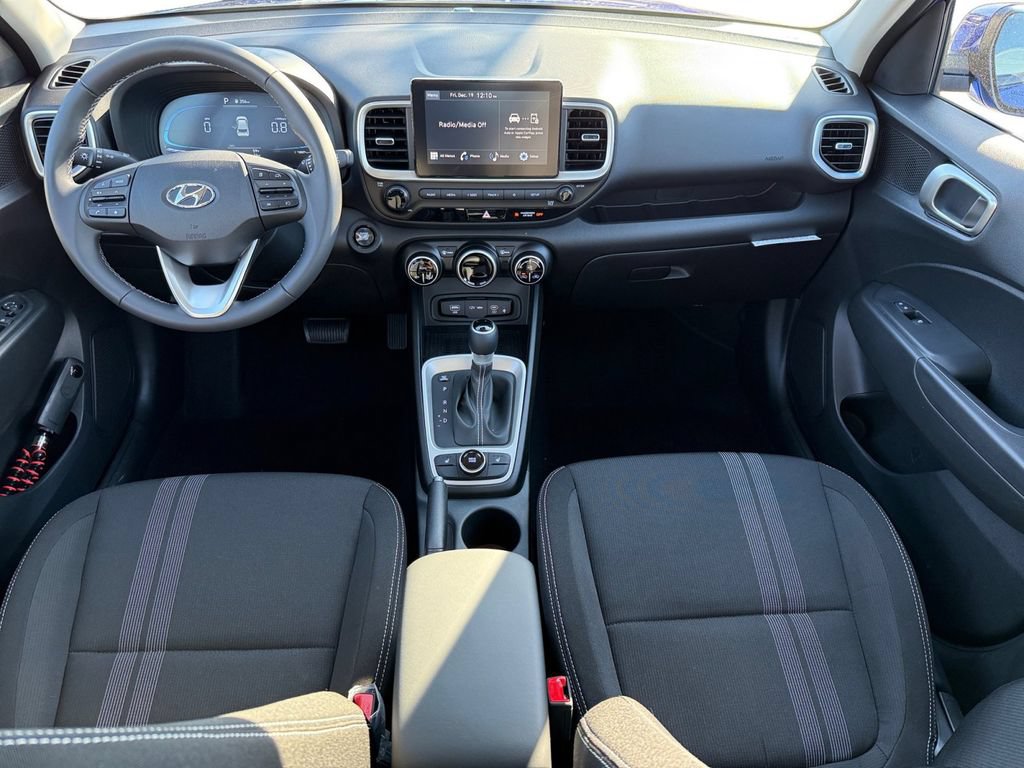 New 2026 Hyundai Venue SEL FWD image 12