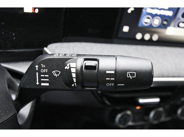 Used 2026 Nissan Kicks S w/ Charging Package FWD image 19