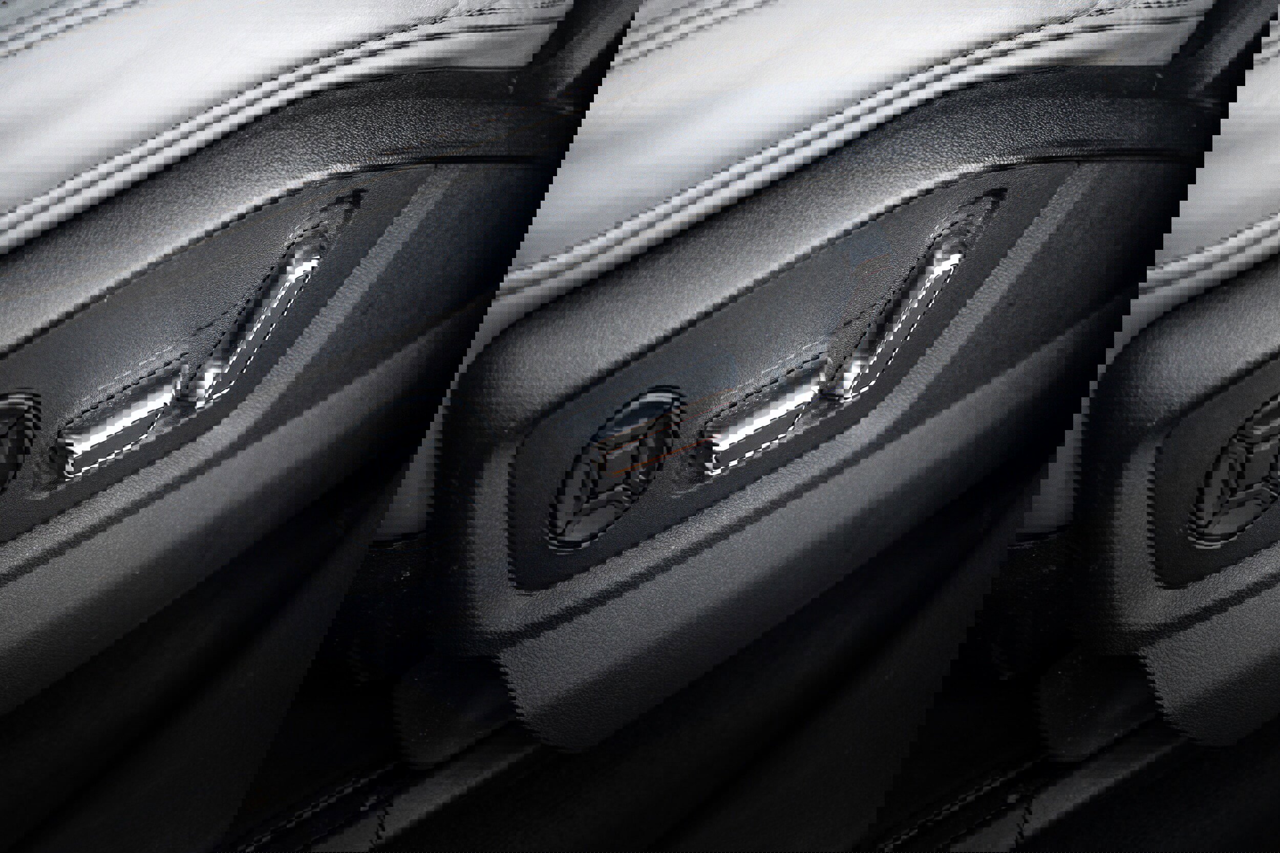 Used 2021 Audi SQ8 Premium Plus w/ SQ8 Black Optic Package image 18