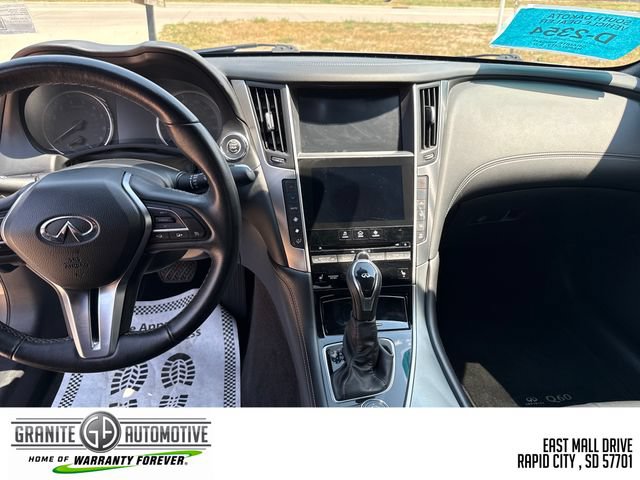 Used 2019 INFINITI Q60 3.0t Luxe w/ Essential Package AWD/4WD image 13