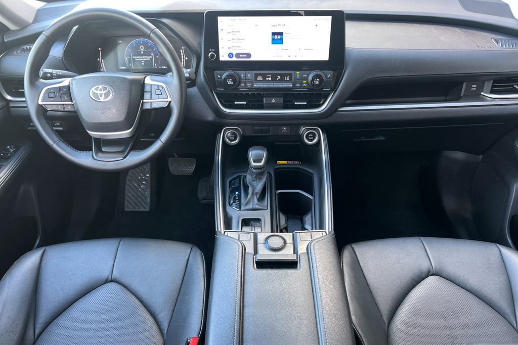 Certified 2025 Toyota Grand Highlander XLE image 15