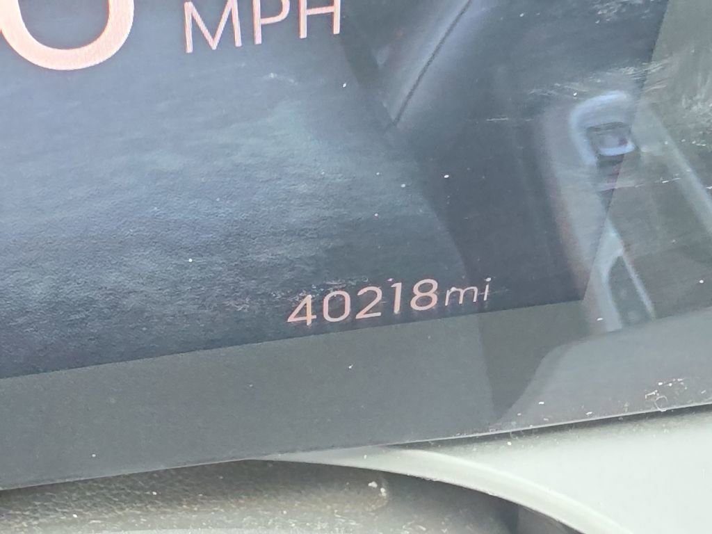 Used 2024 Buick Envista Preferred w/ Advanced Safety Package image 18