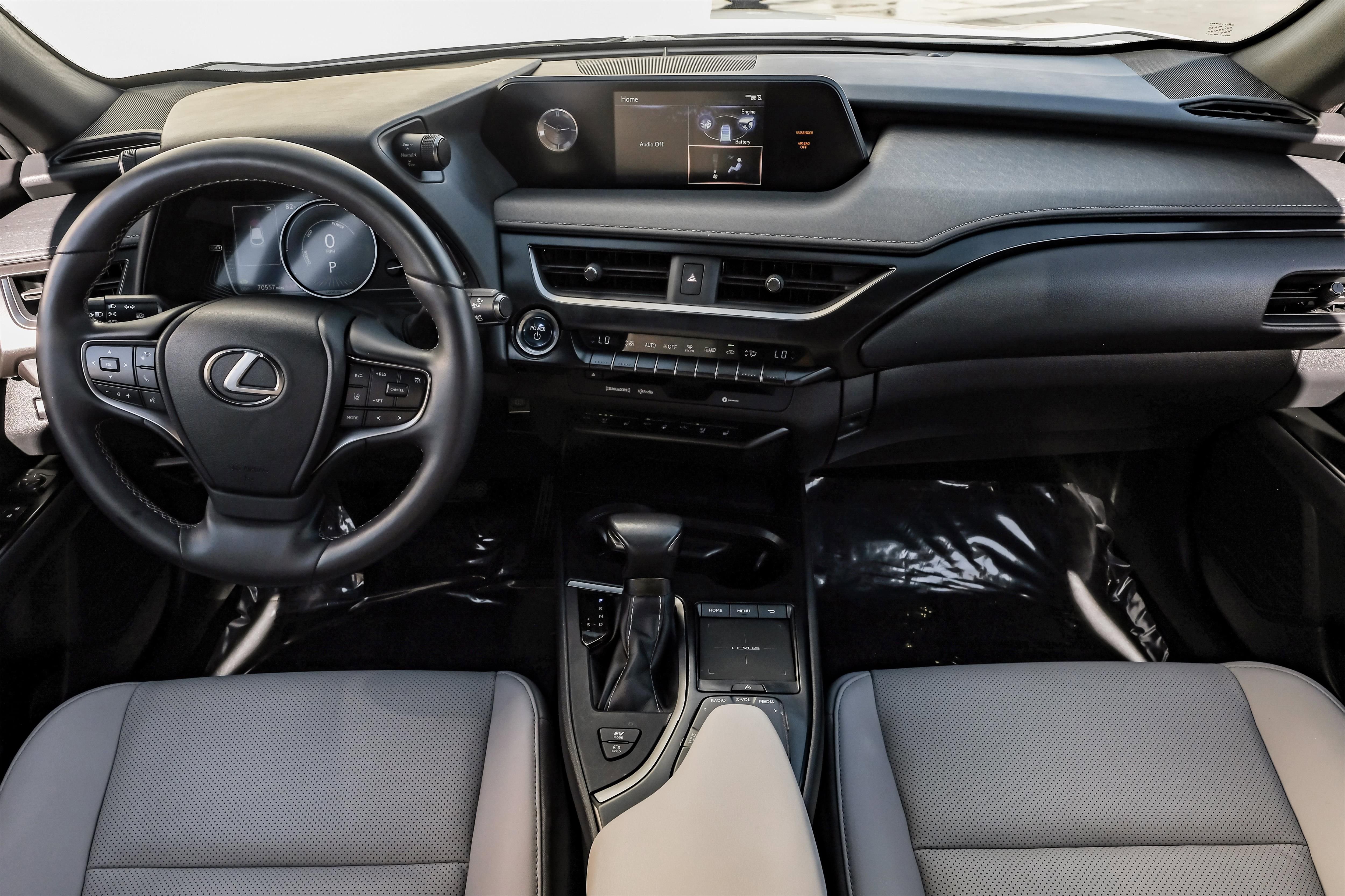 Used 2021 Lexus UX 250h w/ Premium Package image 14