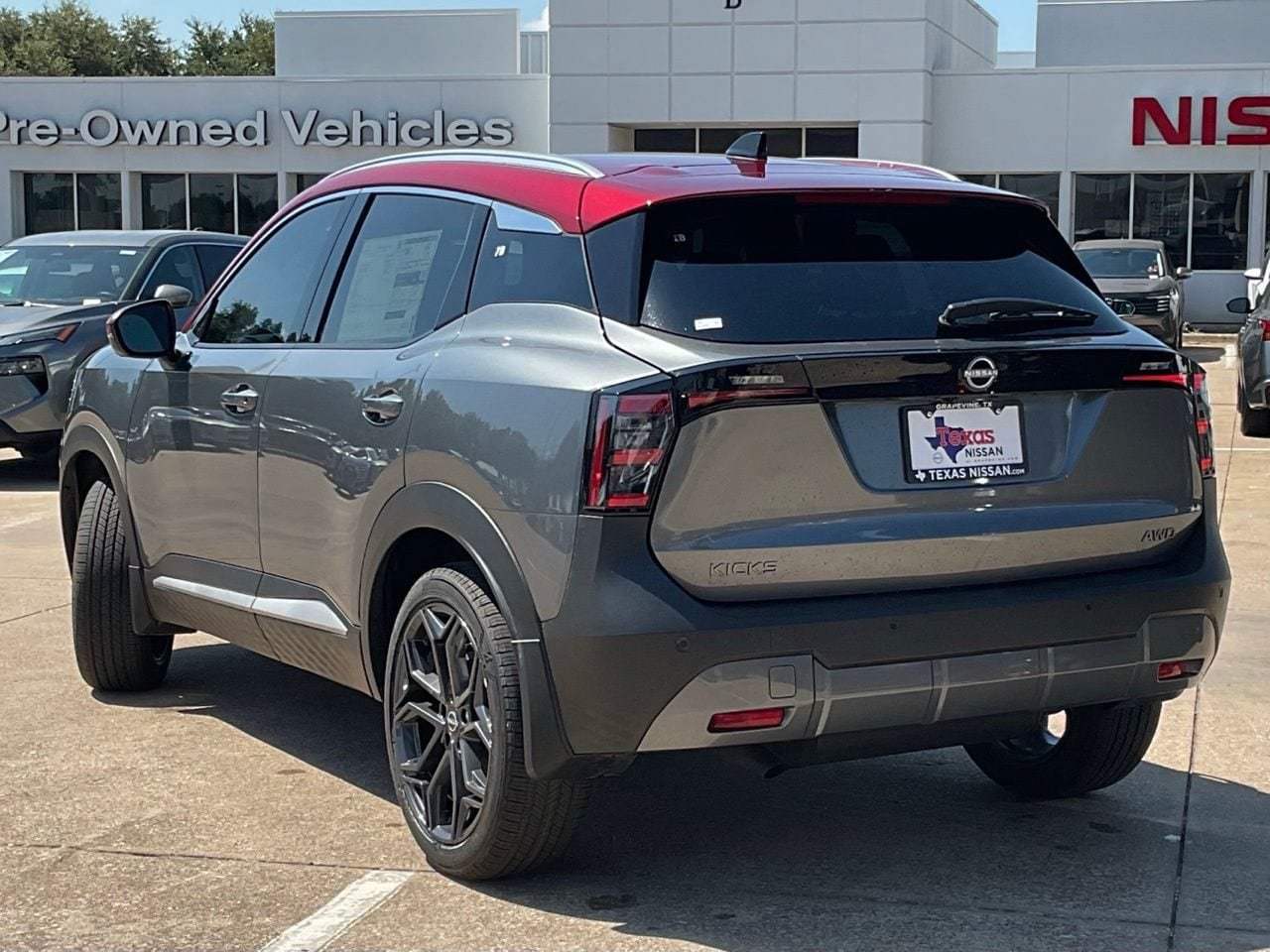 New 2027 Nissan Kicks SR AWD/4WD image 6