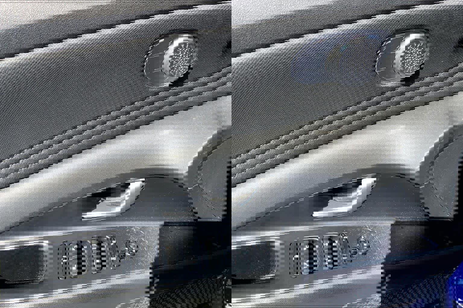 Used 2023 Hyundai Elantra Limited image 36