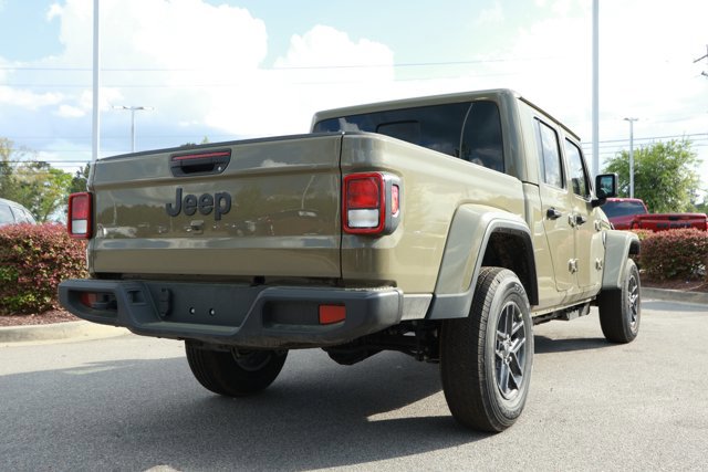 New 2026 Jeep Gladiator Sport image 6