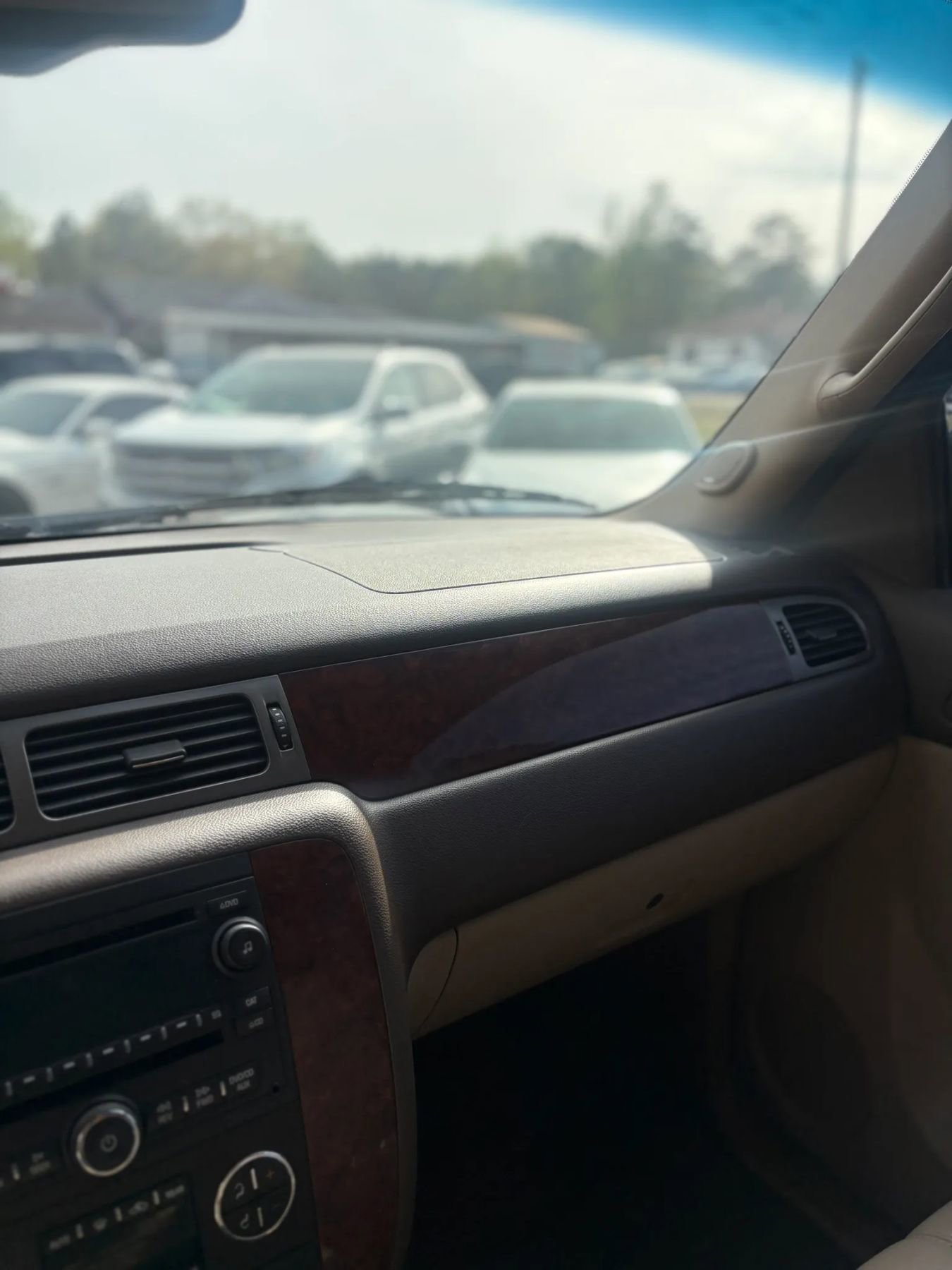 Used 2013 Chevrolet Tahoe LT w/ Luxury Package AWD/4WD image 43