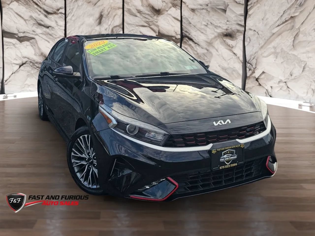Used 2023 Kia Forte GT-Line FWD image 1