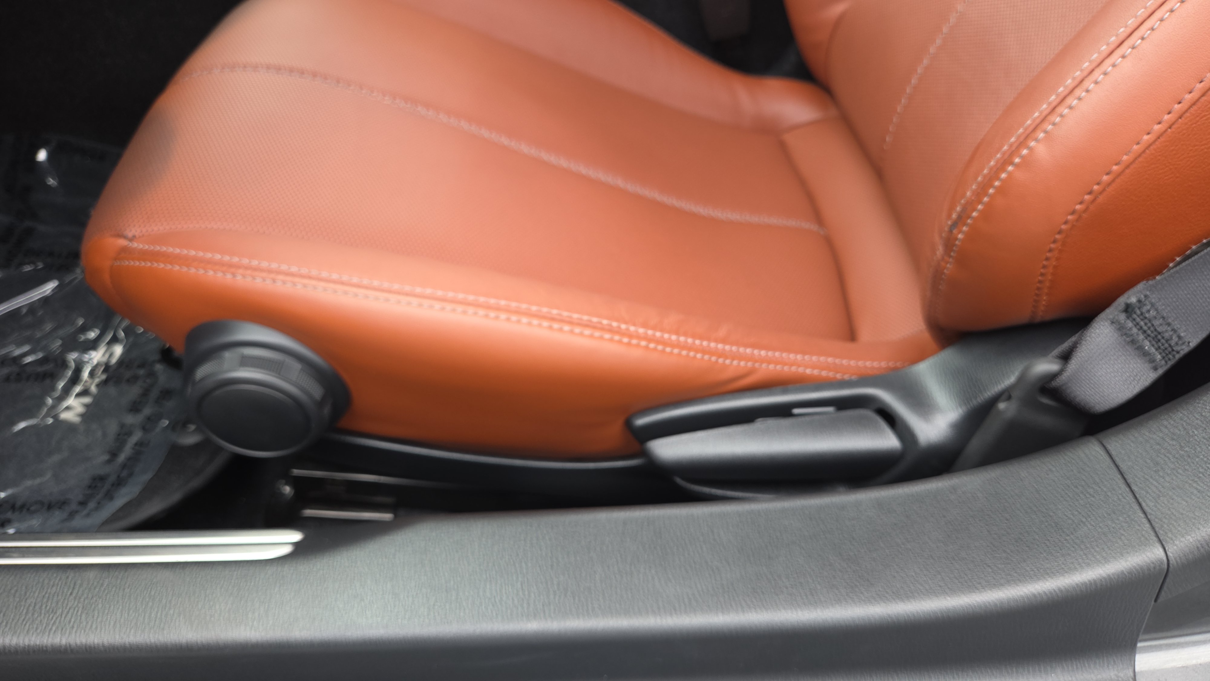 Used 2023 MAZDA MX-5 Miata Grand Touring RWD image 10