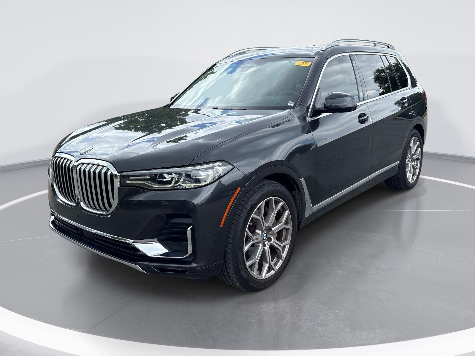 Used 2020 BMW X7 xDrive40i w/ Executive Package AWD/4WD image 3