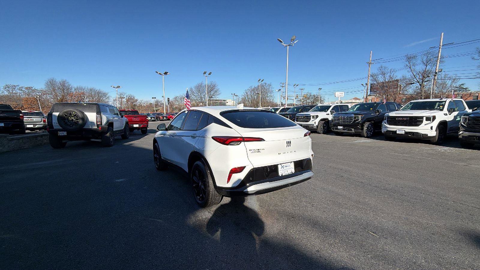 Used 2025 Buick Envista Sport Touring image 5