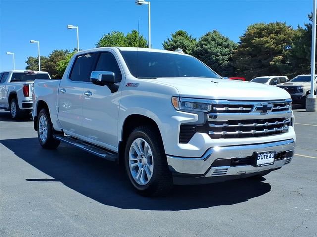 Certified 2022 Chevrolet Silverado 1500 LTZ w/ Technology Package AWD/4WD image 3