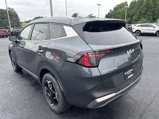 New 2026 Kia Sportage EX AWD/4WD image 4