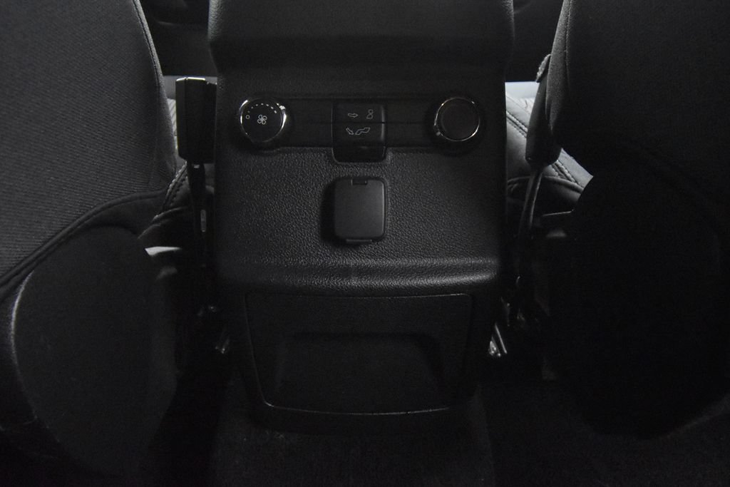 Used 2019 Ford Explorer XLT AWD/4WD image 29