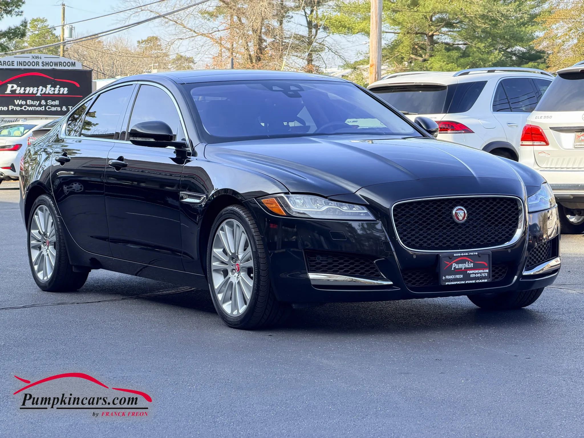 Used 2020 Jaguar XF Prestige image 39