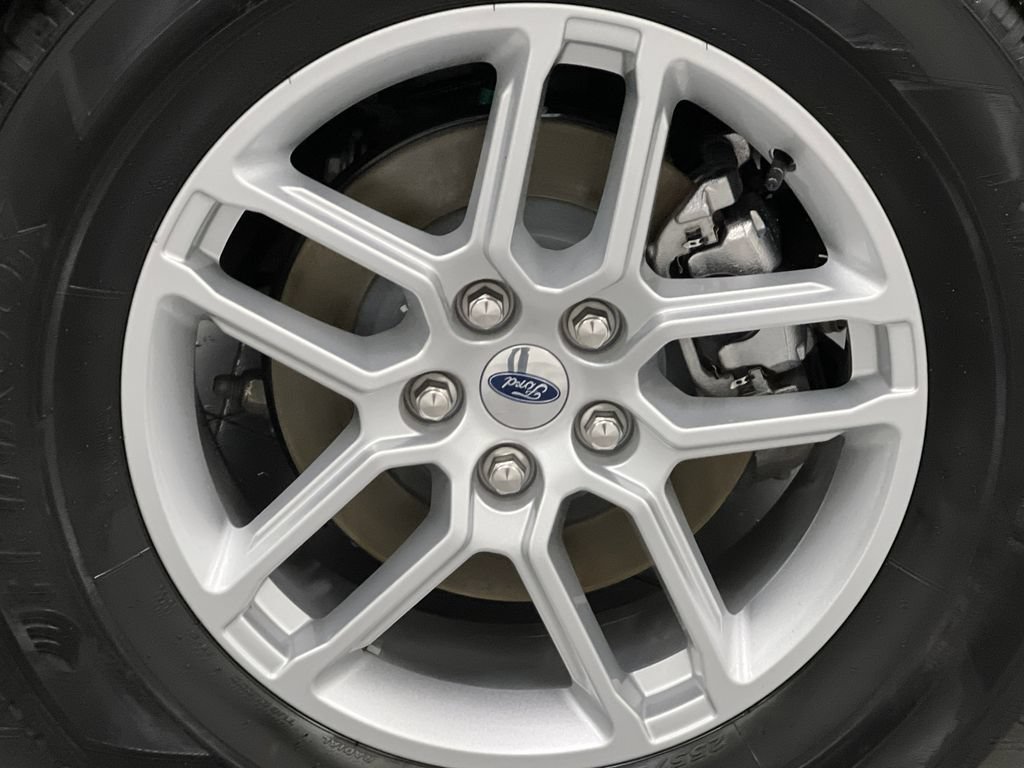Used 2025 Ford Explorer Active RWD image 74