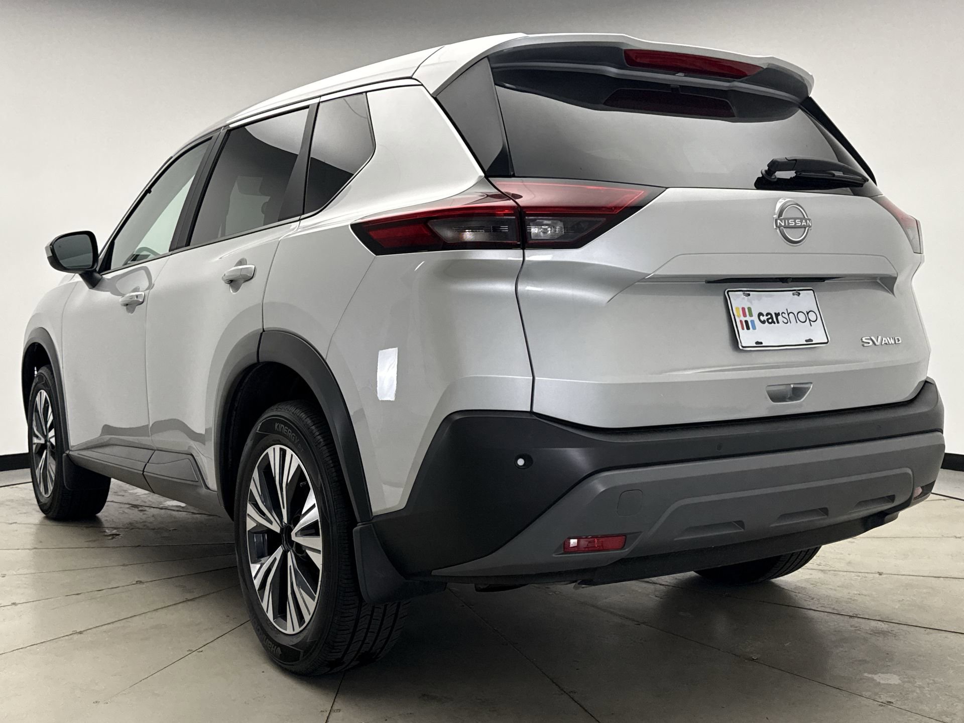 Used 2023 Nissan Rogue SV AWD/4WD image 3