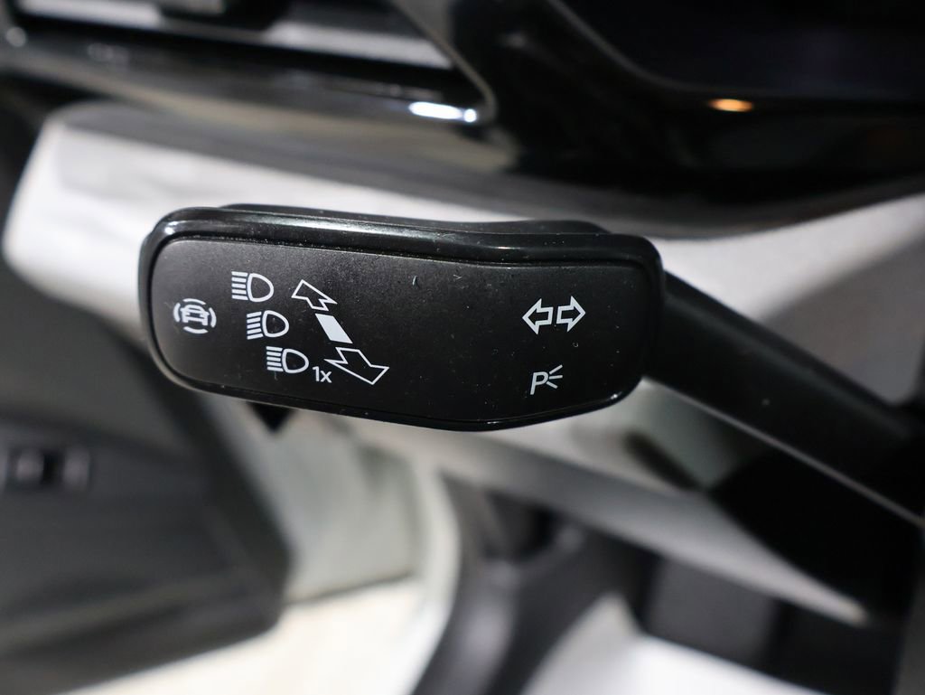 Used 2024 Volkswagen Taos S image 34