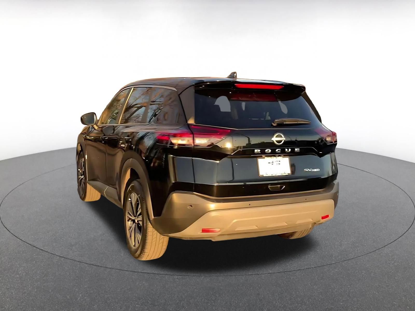 Used 2023 Nissan Rogue SV image 11