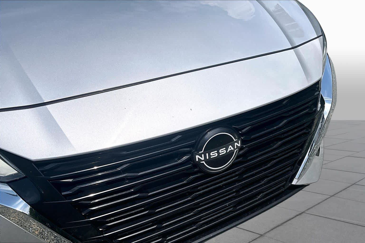 Used 2024 Nissan Altima 2.5 SV FWD image 30