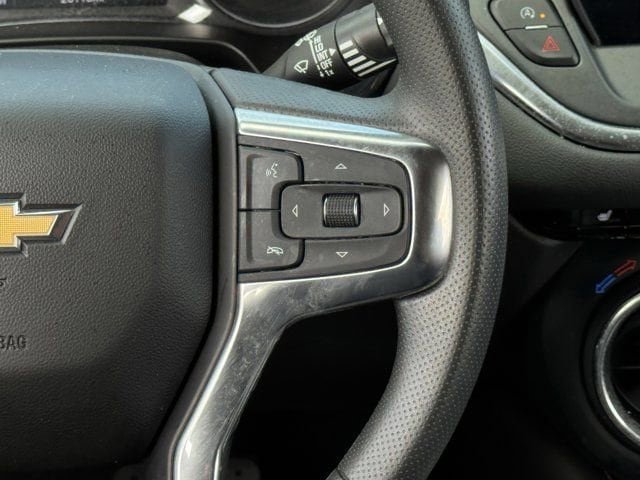Used 2024 Chevrolet Blazer LT w/ Convenience Package FWD image 18