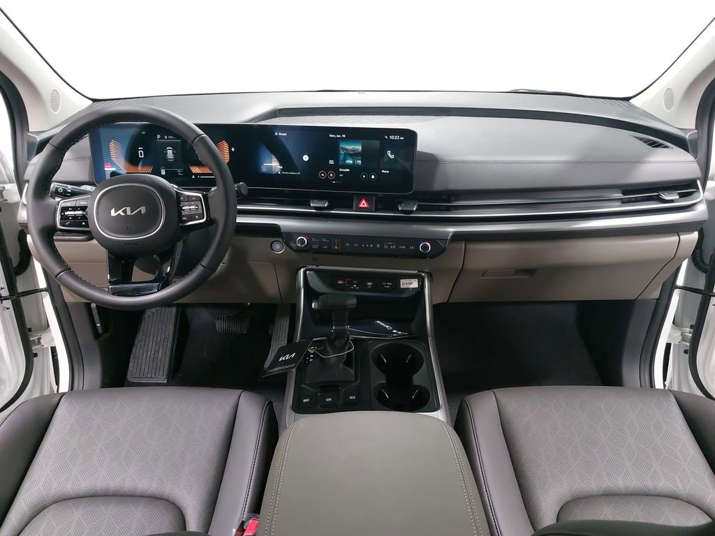 New 2026 Kia Carnival FWD image 9