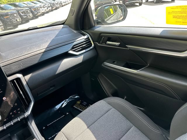 Used 2025 GMC Acadia Elevation AWD/4WD image 22