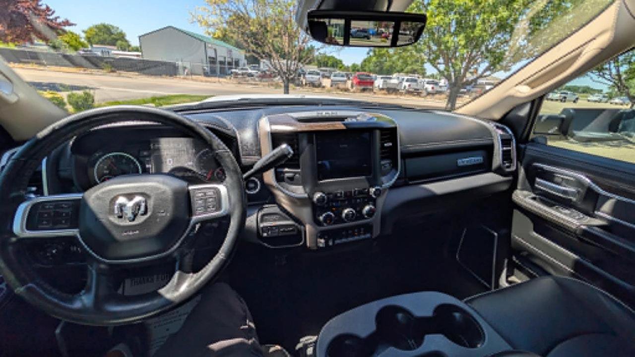 Used 2020 RAM 3500 Laramie AWD/4WD image 16