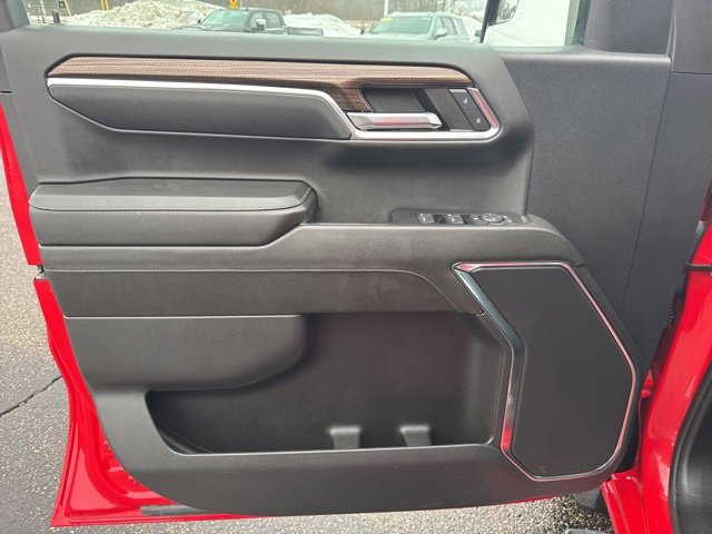 Used 2024 Chevrolet Silverado 1500 LT image 9