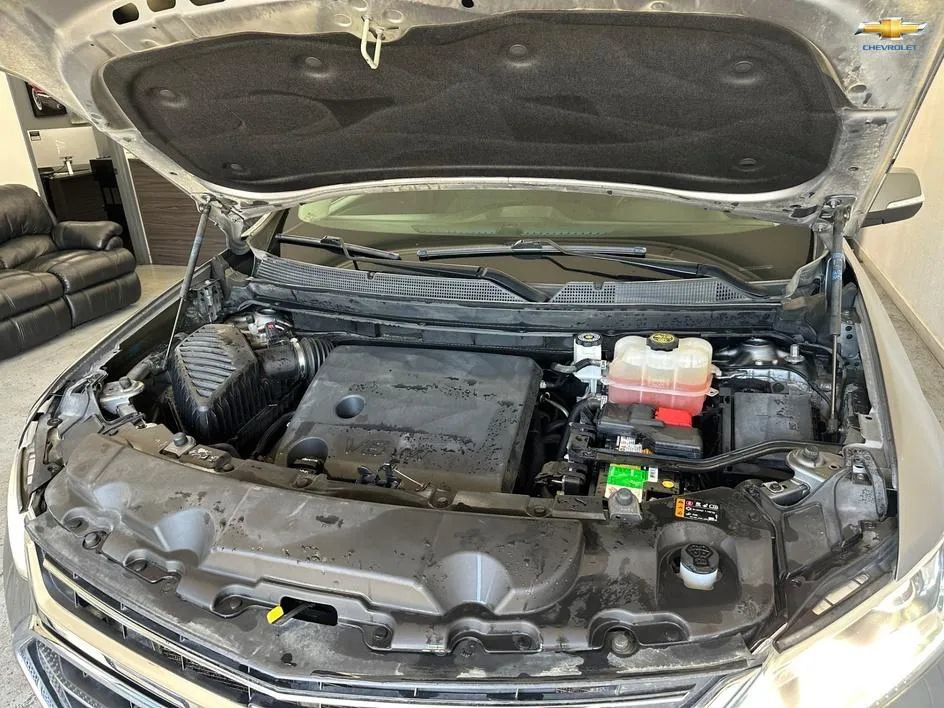 Used 2020 Chevrolet Traverse LT image 23