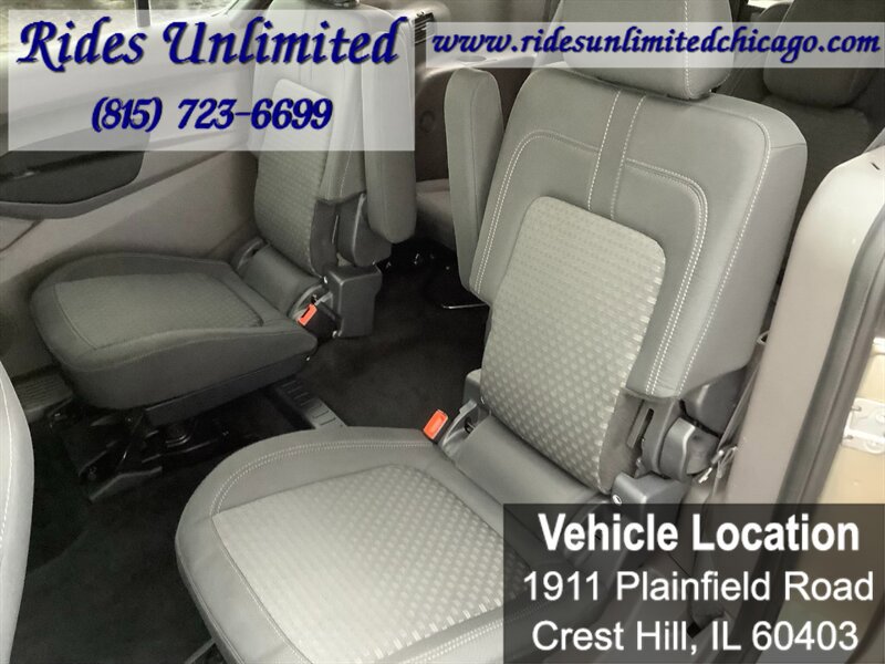 Used 2020 Ford Transit Connect XLT image 33