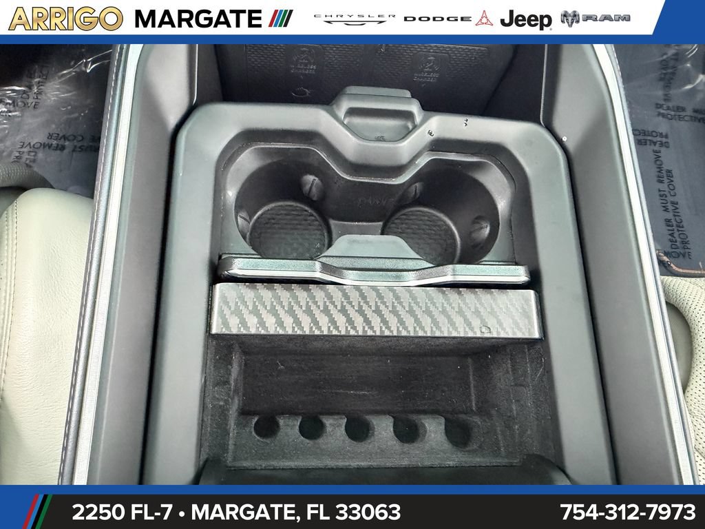 Used 2025 RAM 1500 Tungsten AWD/4WD image 32