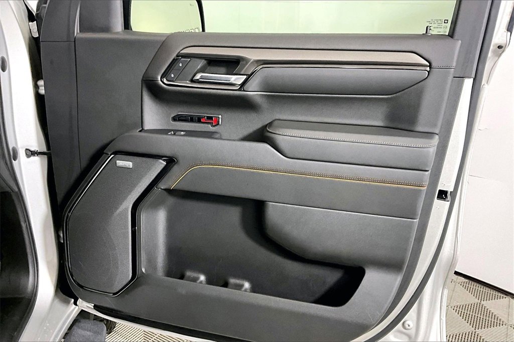 Used 2022 GMC Sierra 1500 AT4 w/ AT4 Premium Package image 19