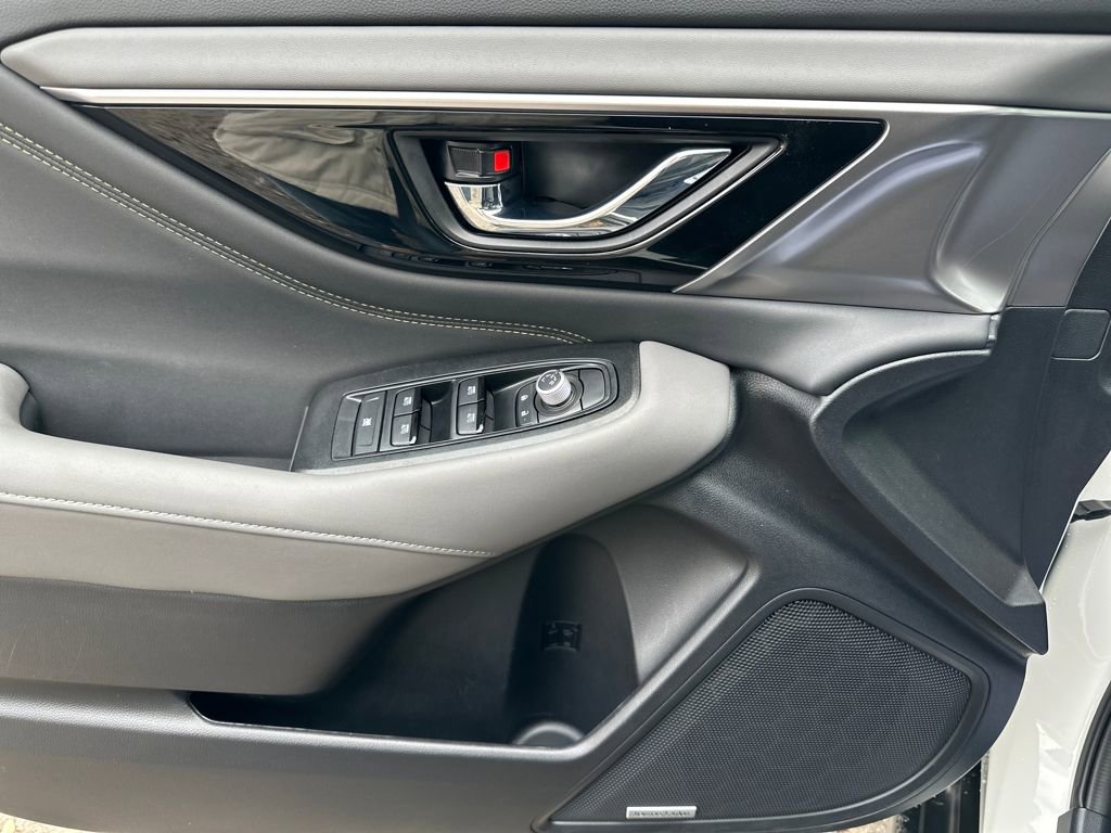 Used 2025 Subaru Outback Onyx Edition XT image 18