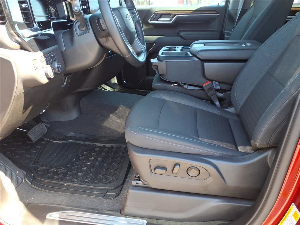 Used 2024 Chevrolet Silverado 1500 RST w/ Z71 Off-Road Package image 7