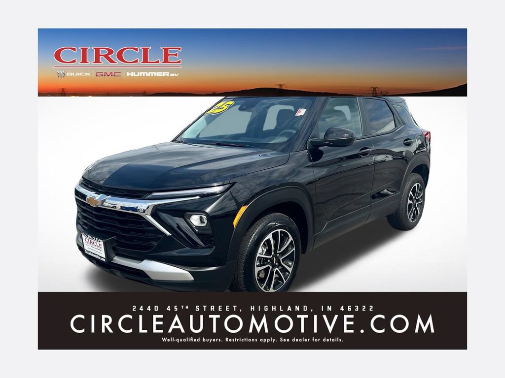 Used 2025 Chevrolet TrailBlazer LT AWD/4WD image 1