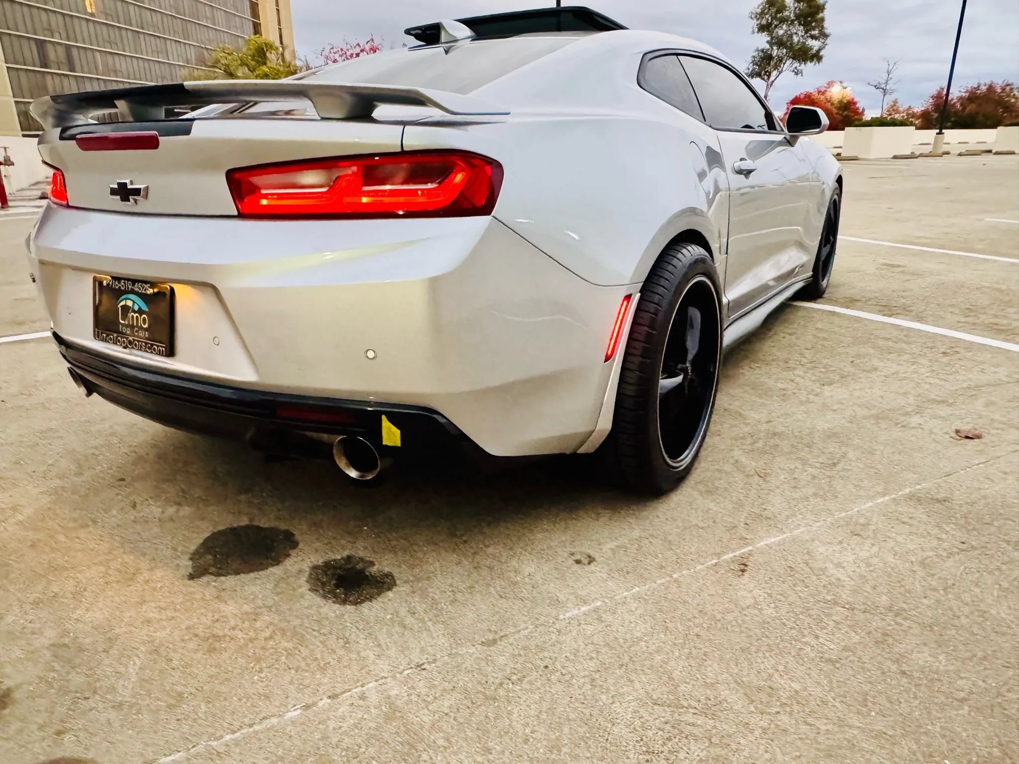 Used 2016 Chevrolet Camaro SS RWD image 17