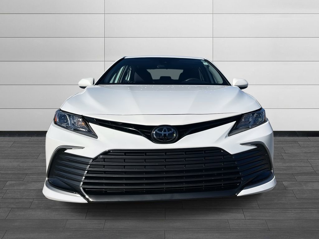 Used 2023 Toyota Camry LE image 8