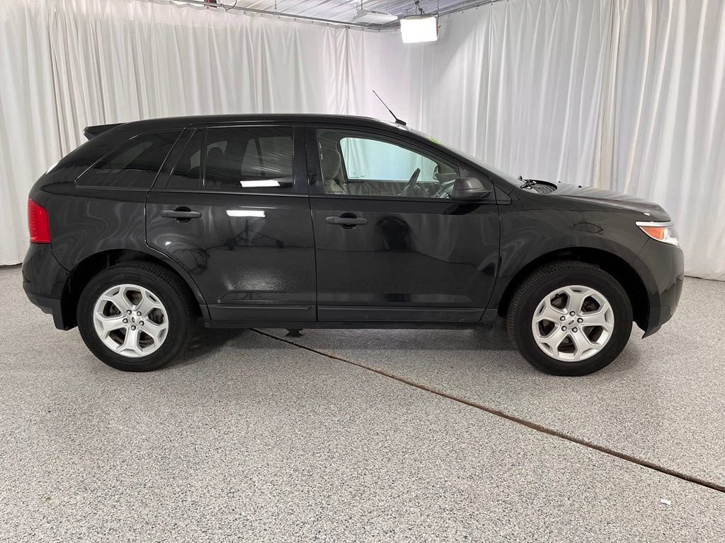 Used 2014 Ford Edge SE w/ Equipment Group 101A AWD/4WD image 6