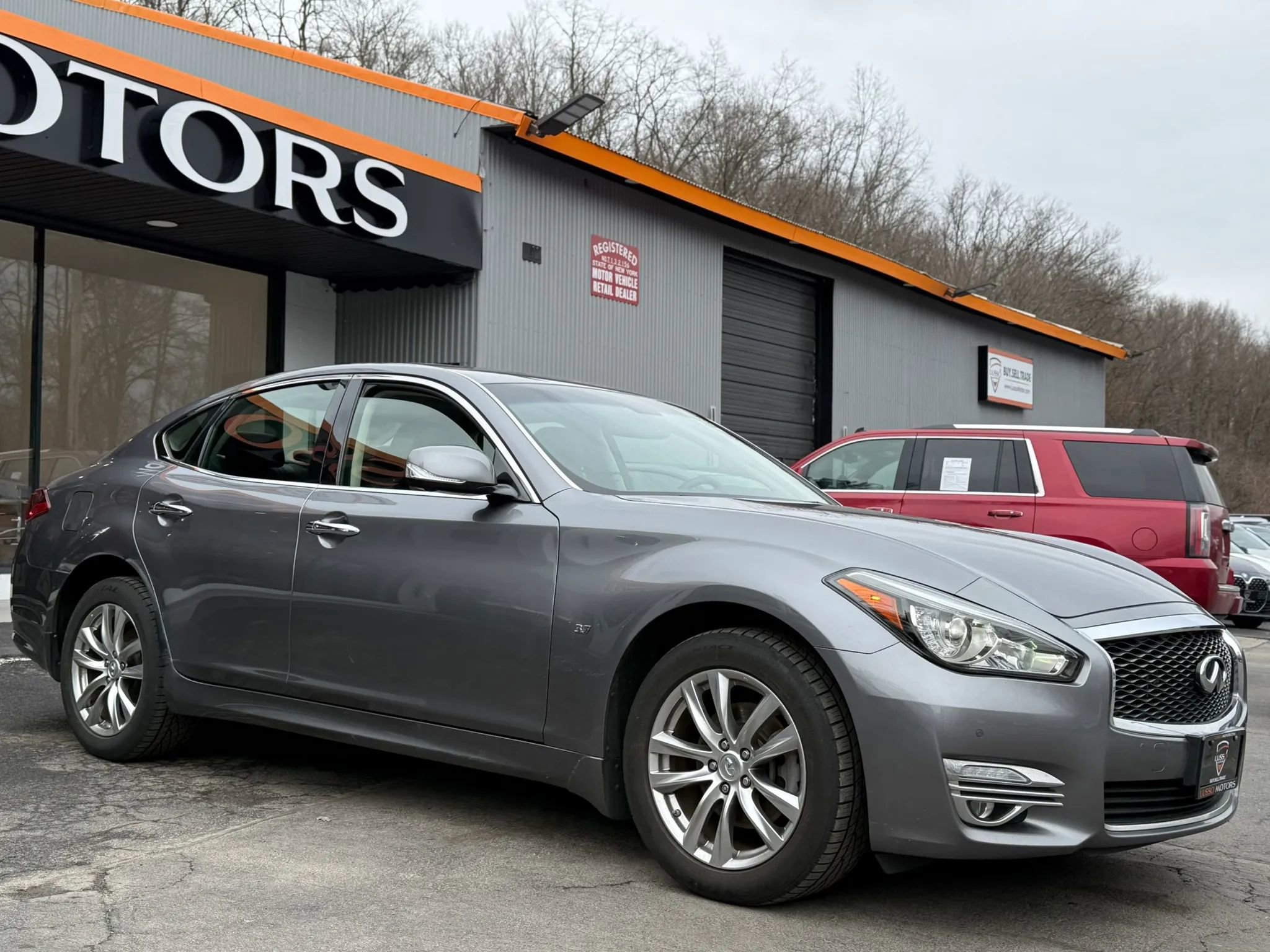 Used 2015 INFINITI Q70 3.7 image 36