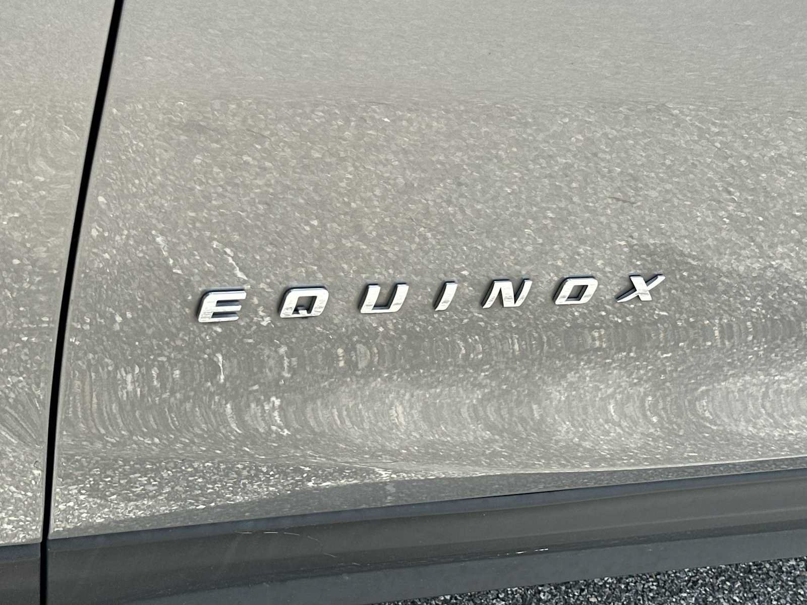 Used 2018 Chevrolet Equinox LT FWD image 11